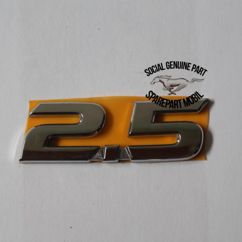 Emblem Bagasi 2.5 Innova Fortuner original