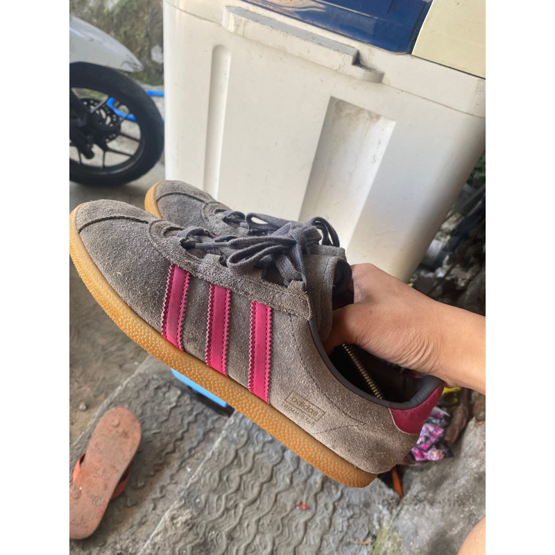 adidas city series second