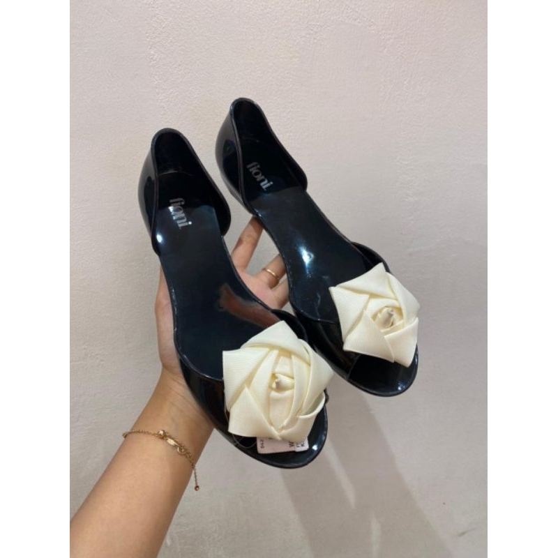 [Sz 37; 40½] Fioni Jelly Shoes Flat Black Original Store by Payless