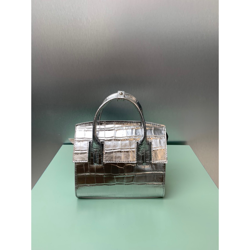 Aesthetic Pleasure Micro Isolation Croc Silver