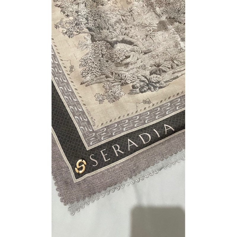 Preloved Seradia Hijab Voyage Hello Kitty