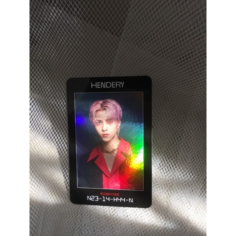 official access card NCT hendery arrival