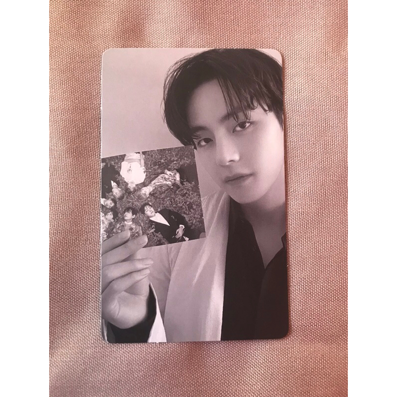 BTS-OFFICIAL PROOF STANDARD EDITION RANDOM PHOTO CARD V TAEHYUNG