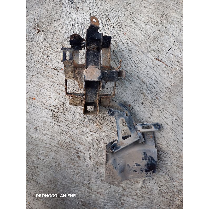 Tempat aki wadah aki VARIO 125 OLD