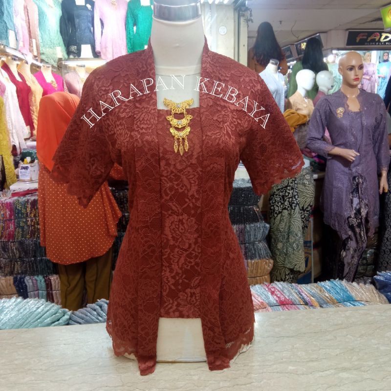 ATASAN KEBAYA KANCING KUTU BARU BROKAT BESSELER-ATASAN KEBAYA KUTU BARU-ATASAN KEBAYA BROKAT-KEBAYA 
