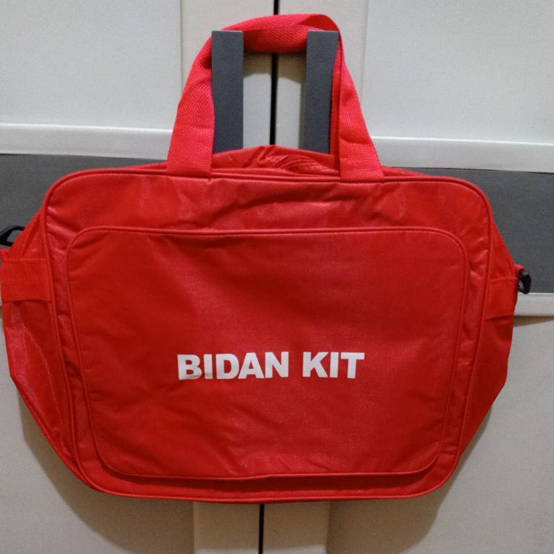 Tas bidan kit
