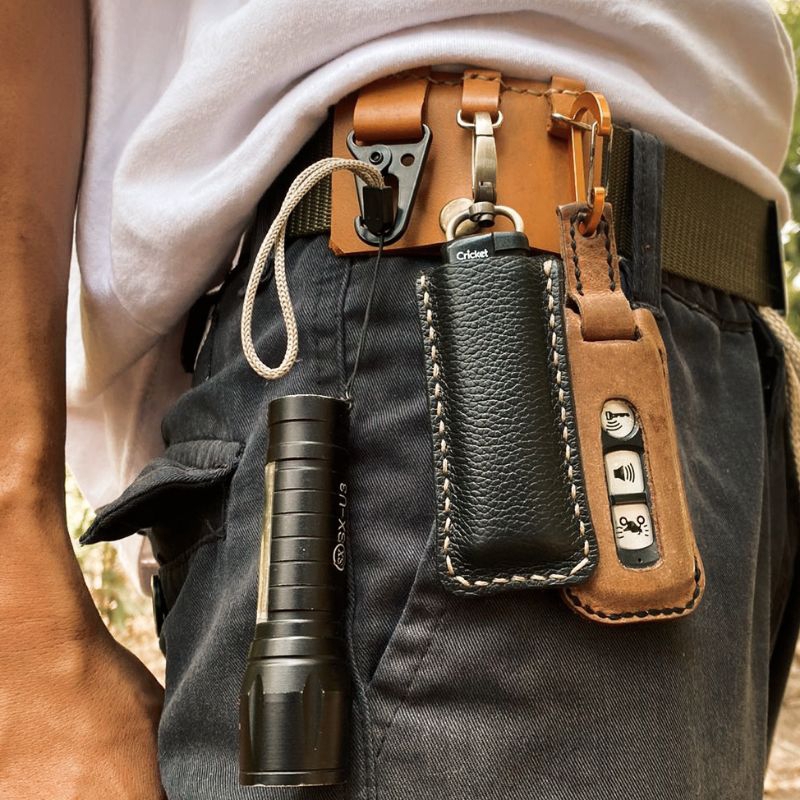 GANTUNGAN KUNCI KULIT ASLI untuk SABUK / Ikat Pinggang / Gantungan Kunci Sabuk - Keychan pinggang