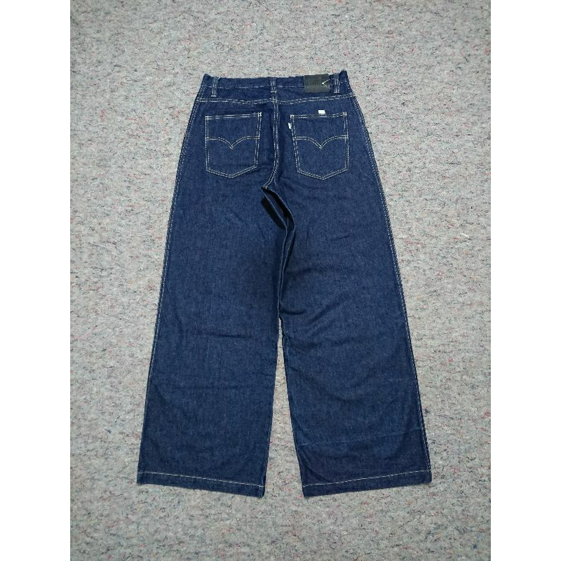 Levis SilverTab size 33