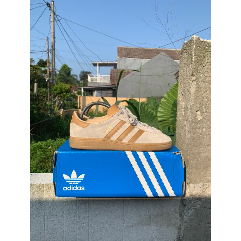 Adidas Munchen Sesame