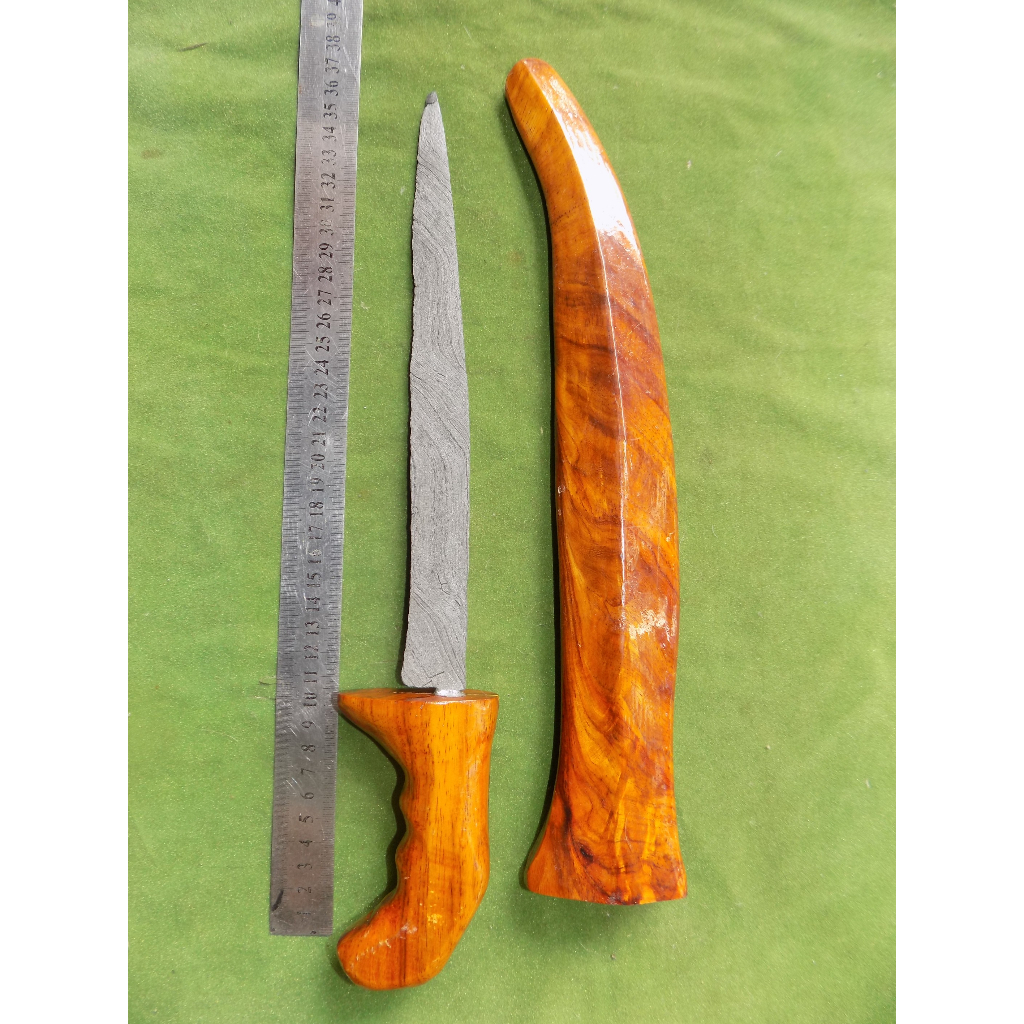 pusaka badik pamor buntel gubet era kacirebonan tua