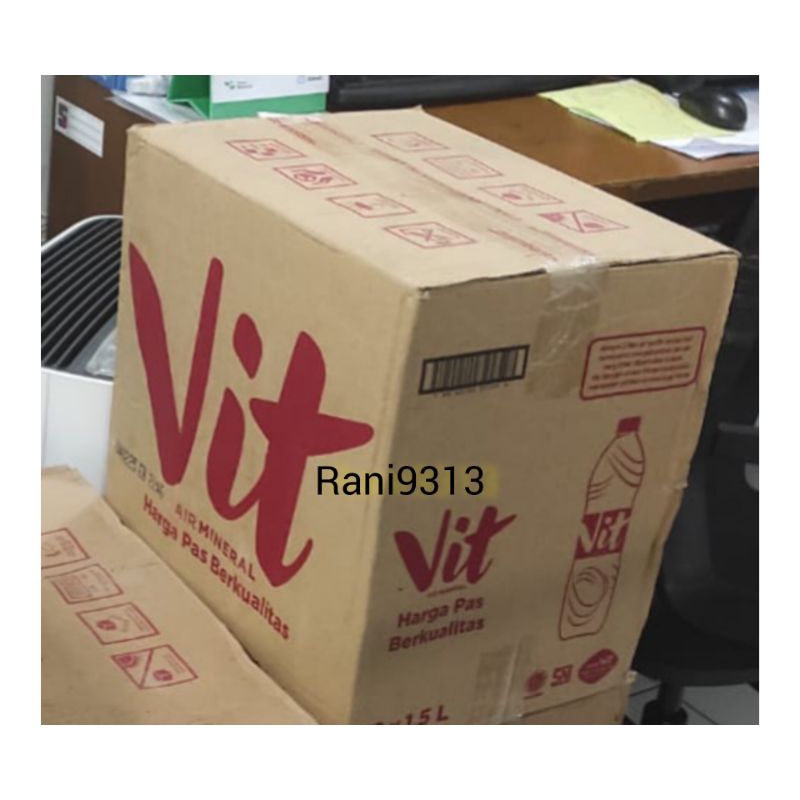 

Air Mineral Botol Merk Vit 1.5 liter