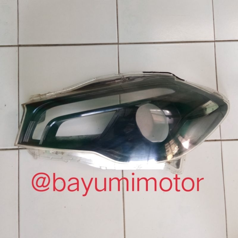 Mika headlamp lampu depan suzuki SX4 S CROSS 2018-2020 KIRI ORIGINAL