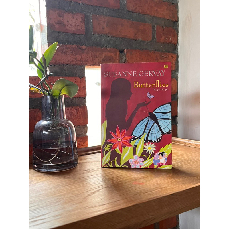 CD - Preloved - Buku/Novel - Susanne Gervay - Butterflies Kupu-kupu