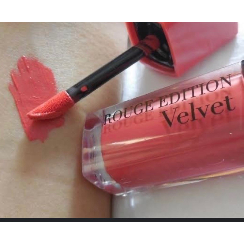 Bourjois Velvet edition