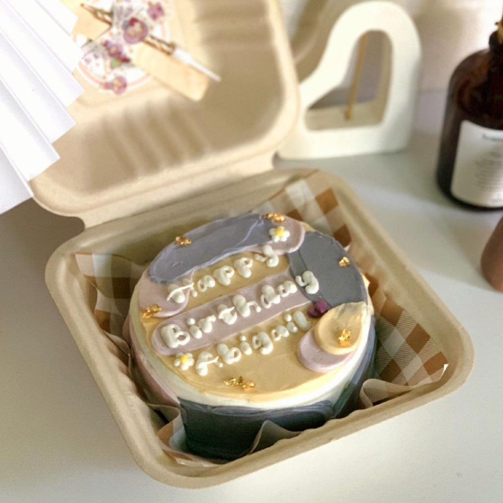 

Mini Korean Cake Yellow Purple