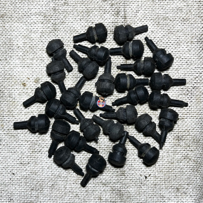 Karet Dumper Tutup Tepong Mesin Original NOS Vespa PTS Special Darling SS90 Smallframe