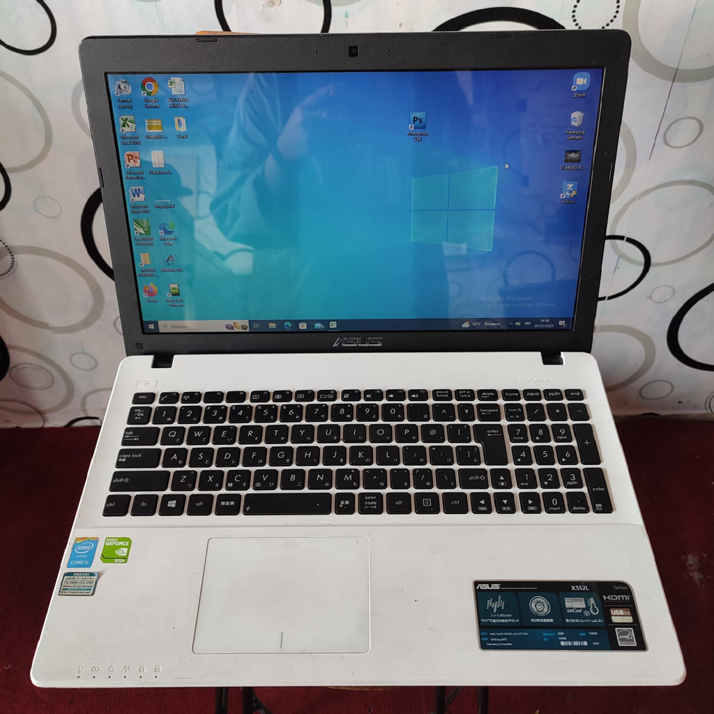 ASUS X552L