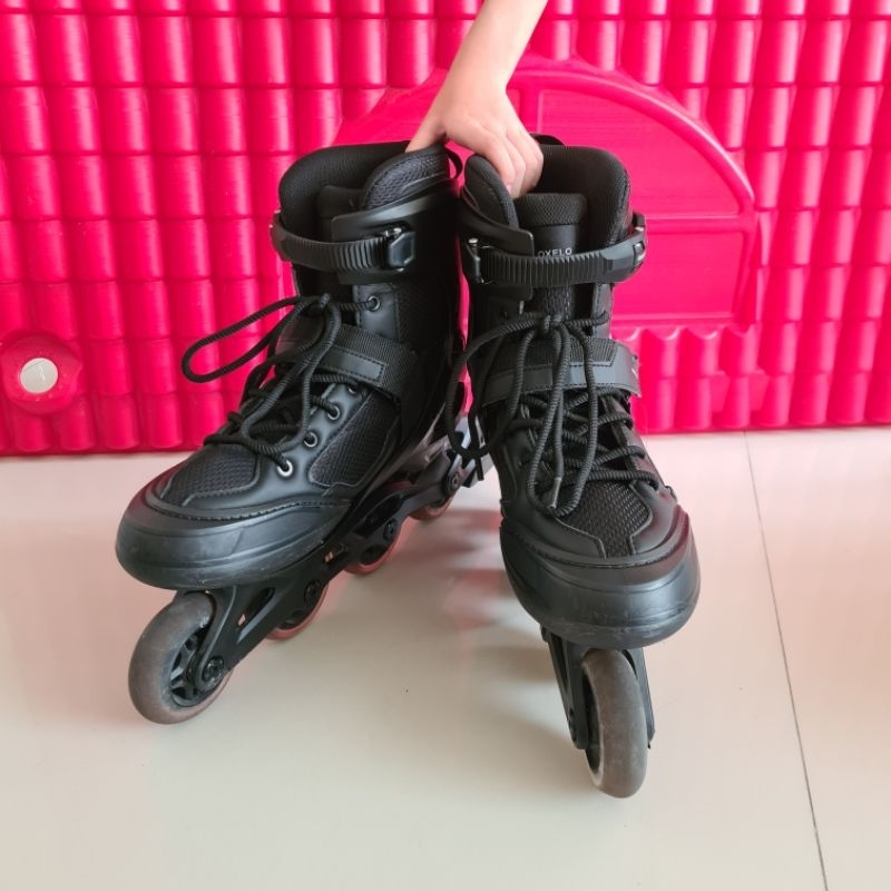 Preloved Inline Skate Dewasa Laki Cowok Oxelo Hitam Sepatu Roda Bekas