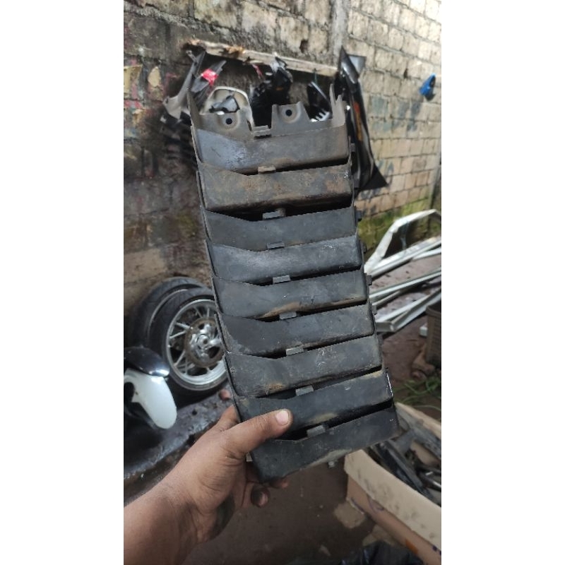 DUDUKAN AKI YAMAHA SCORPIO