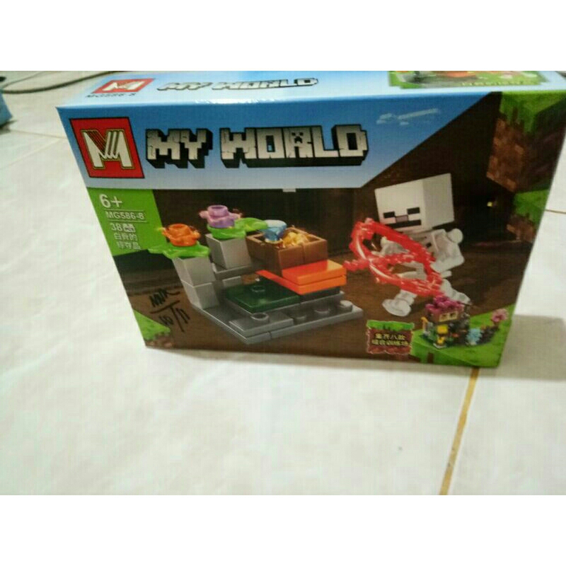 LEGO MY WORLD SKELETON
