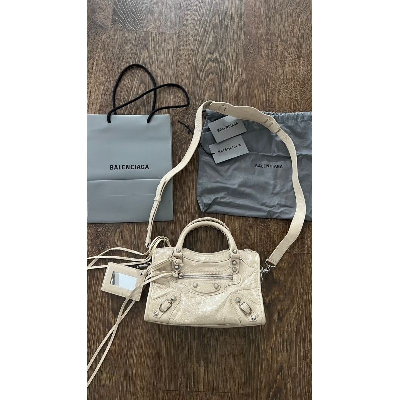 Balenciaga mini city classic light beige SHW 2022 preloved auth bag balen