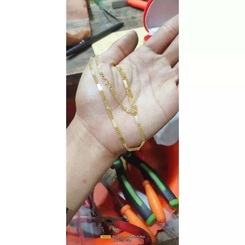 Kalung papan Koin91