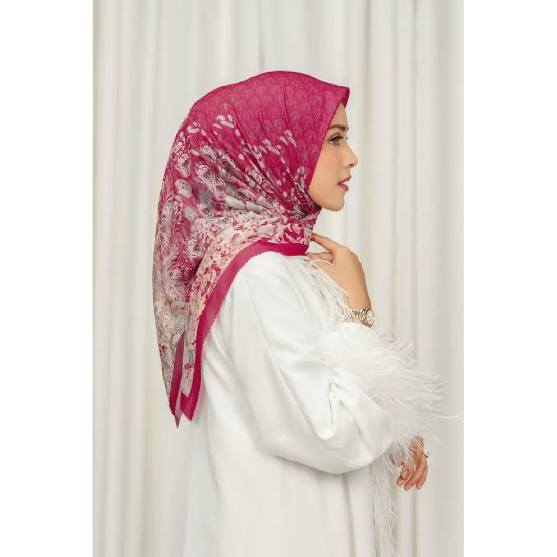 Buttonscarves The Dream Park, Little Mermaid, Nada, Ederra, Monogram dll