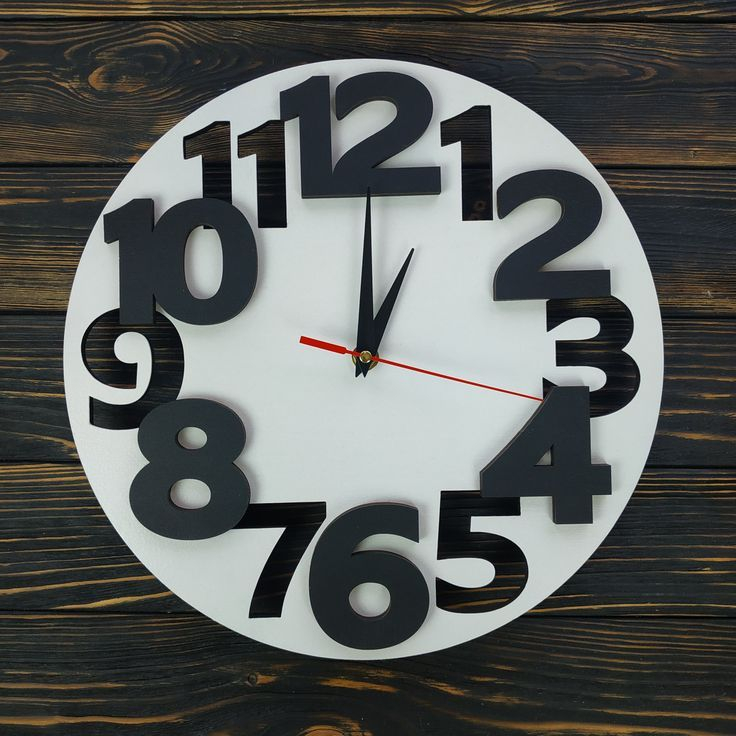 Jam Dinding Kayu Jati Antik Hitam Putih