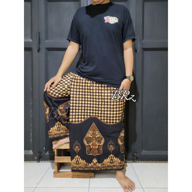 sarung celana dewasa batik motif wayangan coklat
