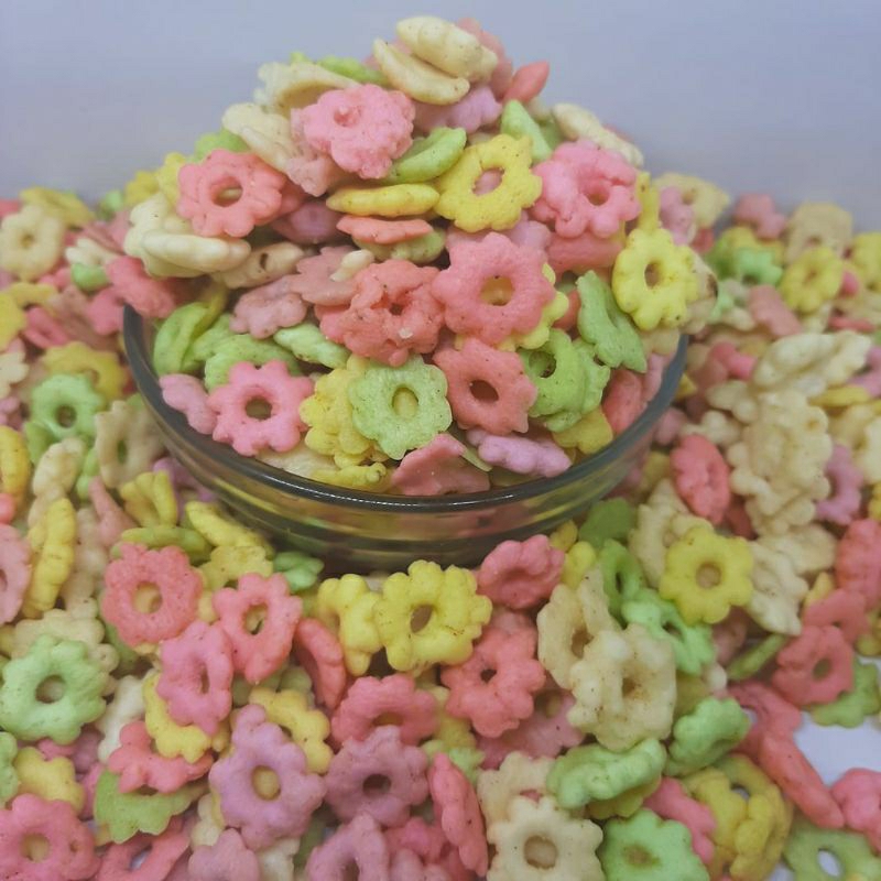 

Bunga sakura warna warni / snack / cemilan / makanan ringan / jajanan / serba 2000