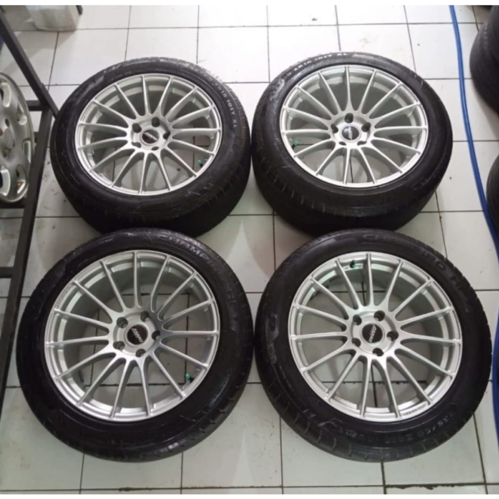 VELG BEKAS ASTRO R18X8 BAUT 5 PCD 5X114 ET42 + BAN 235 50 R18