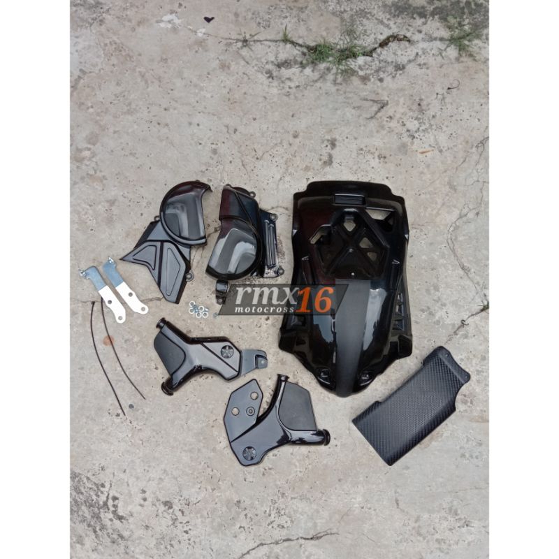 Tutup mesin crf 150 l tutup sasis crf 150 l dan cover shock belakang crf 150 l tutup mesin assy CRF 