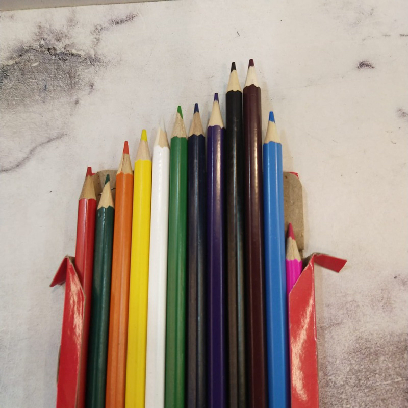 

PINSIL WARNA MERK ESCO ISI 12 WARNA//PENCIL WARNA