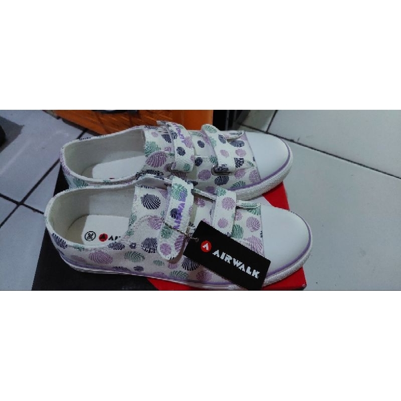 sepatu airwalk ori 100%