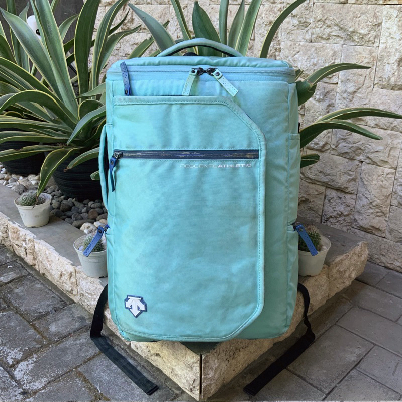 DESCENTE ATHLETIC URBAN TRAVEL LAPTOP BACKPACK CYAN