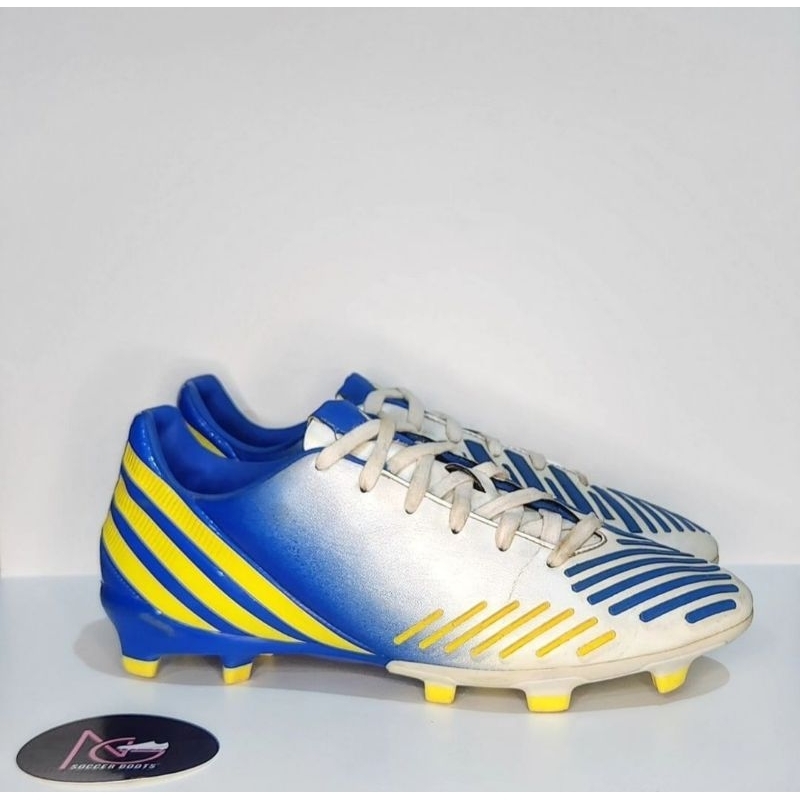 Sepatu Bola Adidas Predator Absolion LZ FG