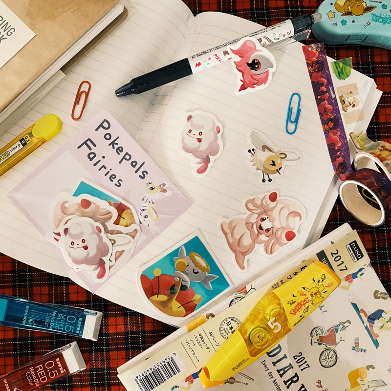 

Pokepals Fairy: sticker flakes bertemakan Fairy Pokemon yang lucu