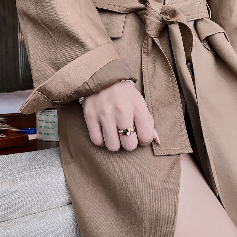 CINCIN WANITA model terbaru cincin tunangan wanita