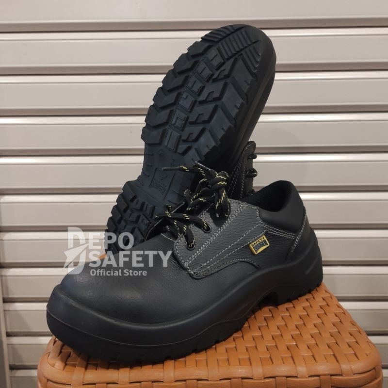 Sepatu Safety RANGER JUNA SR-02 Original 100% SNI