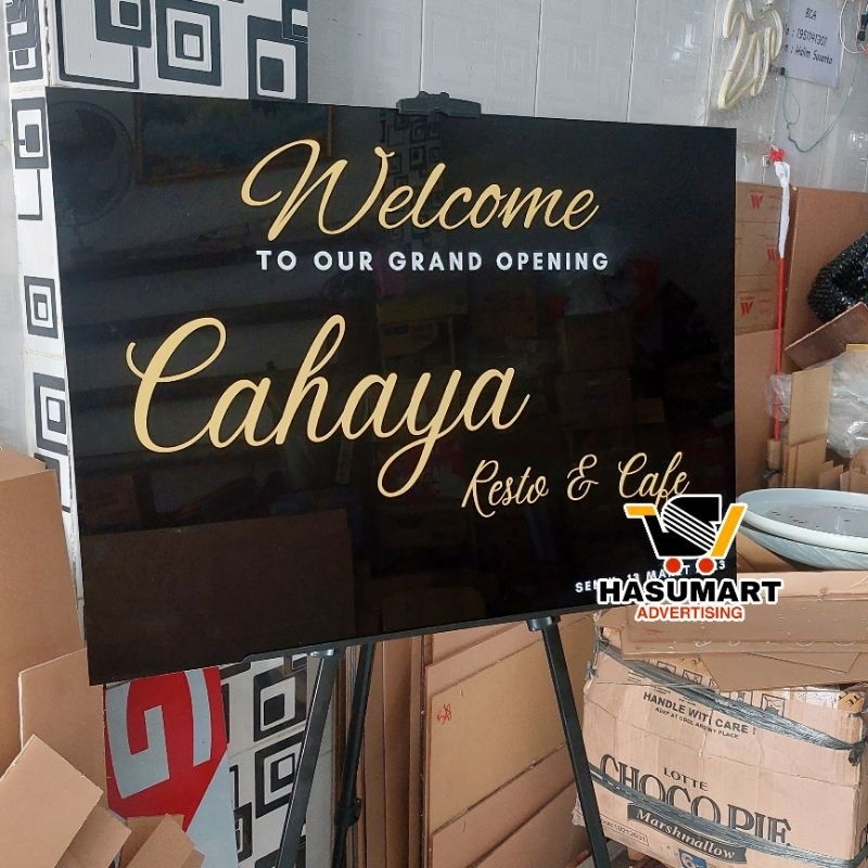 Tripod Stand Besi / Stand Akrilik Sign / Tripod Frame