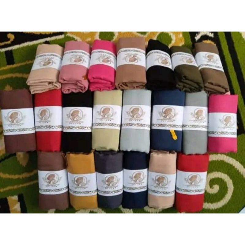 Hijab segi empat polos HUMAIRA EXCLUSIVE