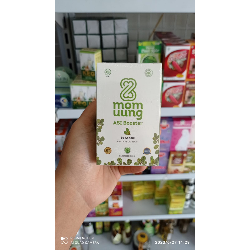 

Mom uung ASI booster 60 kapsul Membantu Melancarkan Air Susu Ibu