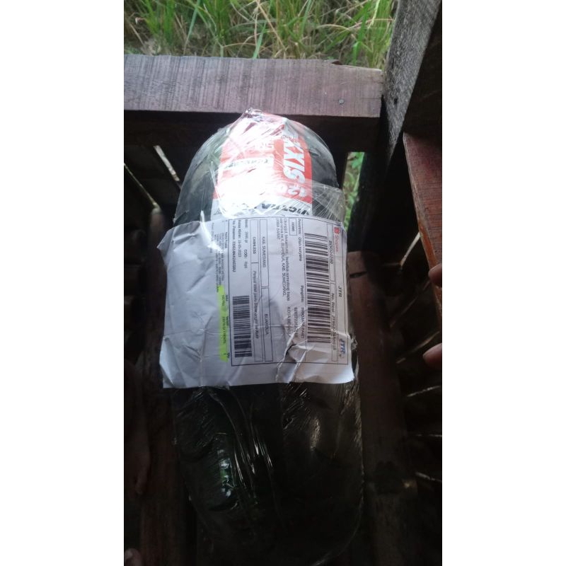 Maxxis_victra_R12