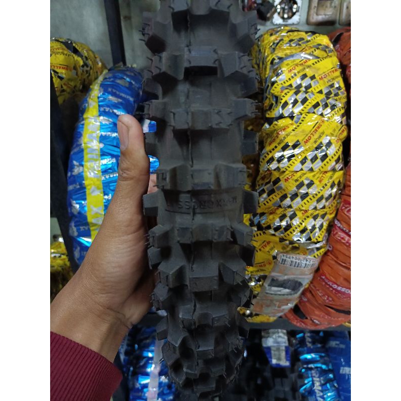 Ban cros 70/100-17 maxxis