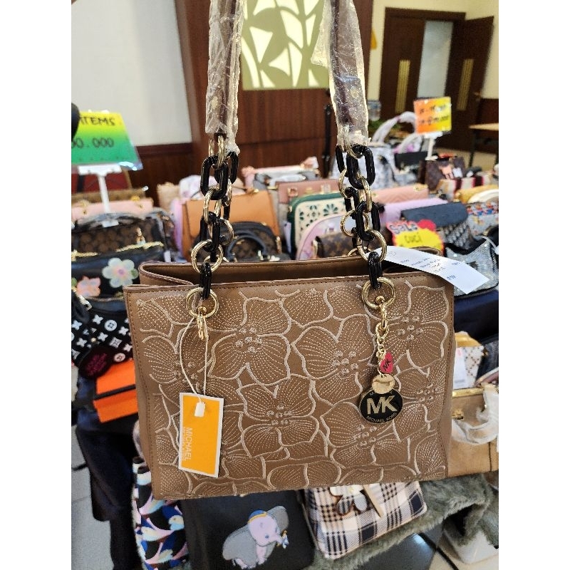 Tas Import Embossed MK