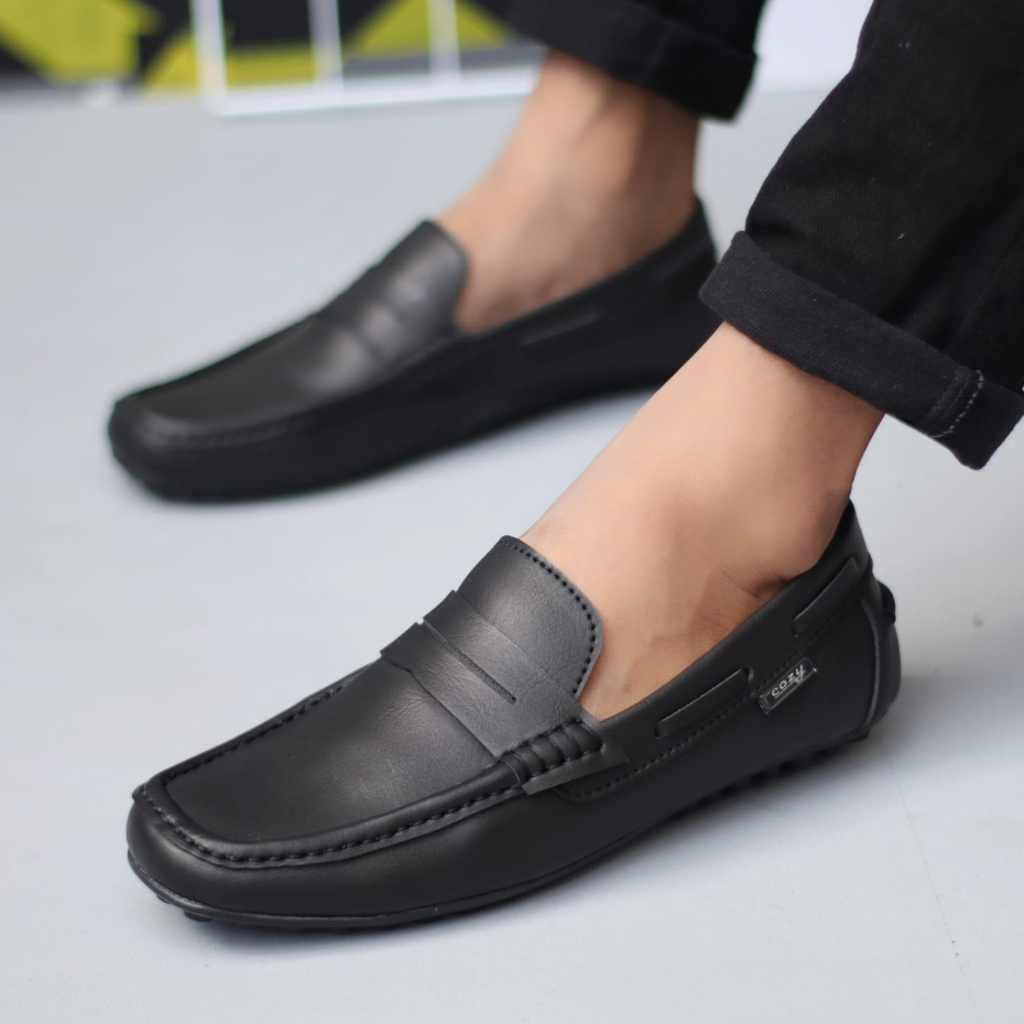 Sepatu Casual Slip-on Hitam Kulit PU Kerja Pria Crafts Verona