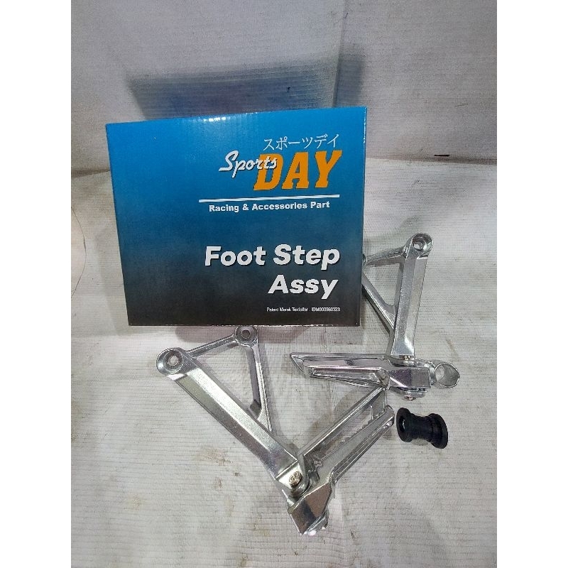 Footstep Belakang CB 150R k45, CB 650 +Breket , CB 150r LED k15 import