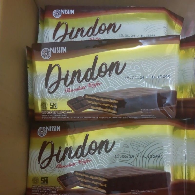 

nissin dindon chocolate wafer 130g