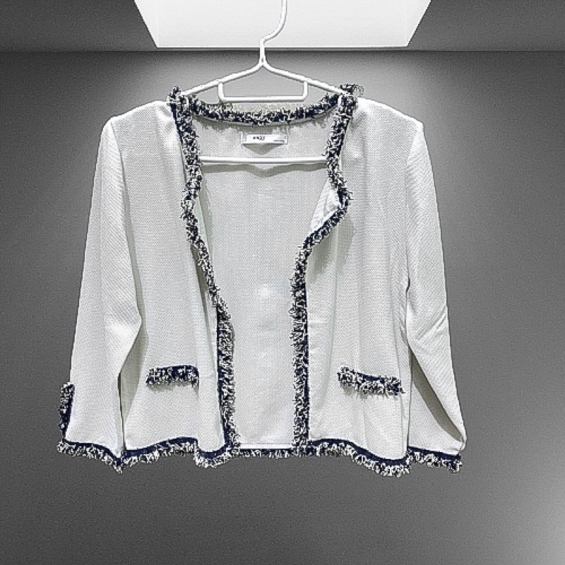 Preloved tweed blazer rajut crop A19