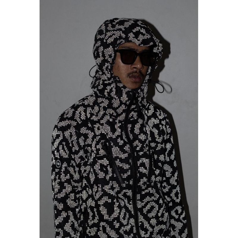 TROUBLEMAKER REFLECTIVE JACKET - BUSHWACKERS PUZZLE - REFLECTIVE - GORPCORE JACKET - OUTDOOR JACKET 